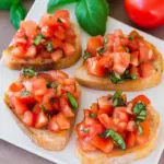 Bruschetta mit Tomaten - klassisch italienisch