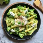 Pasta mit Burrata und Brokkoli