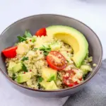 Quinoa-Salat mit Avocado